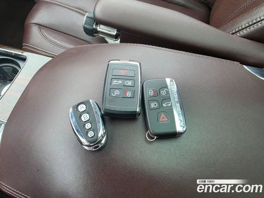 Land Rover Range Rover 2015 5.0 автомат (гидро), фото 19 Land Rover Range Rover 2015 5.0 автомат (гидро), фото 19