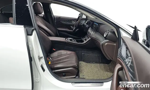 Mercedes-Benz CLS-Class 2020 3.0 автомат (гидро), миниатюра 11