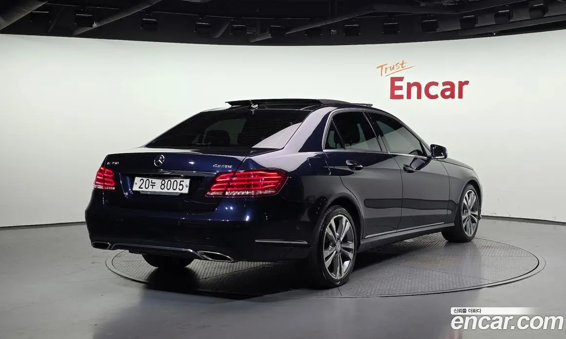 Mercedes-Benz E-Class 2015 3.5 автомат (гидро), фото 2 Mercedes-Benz E-Class 2015 3.5 автомат (гидро), фото 2