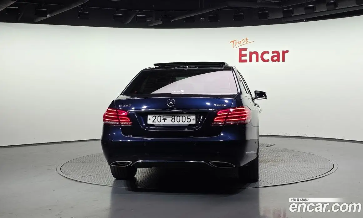 Mercedes-Benz E-Class 2015 3.5 автомат (гидро), фото 4 Mercedes-Benz E-Class 2015 3.5 автомат (гидро), фото 4