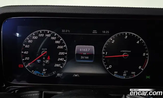 Mercedes-Benz G-Class 2023 2.9 автомат (гидро), миниатюра 8