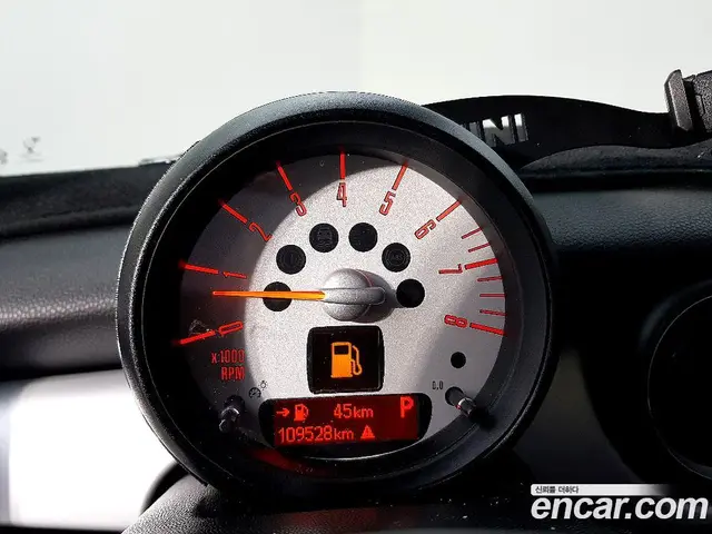 Mini Cooper 2013 1.6 автомат (гидро), миниатюра 7