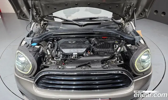 Mini Countryman 2017 2.0 автомат (гидро), миниатюра 6