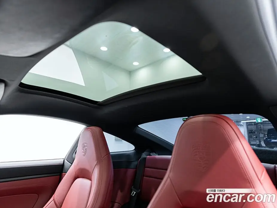 Porsche 911 2023 3.0 автомат (гидро), фото 17 Porsche 911 2023 3.0 автомат (гидро), фото 17