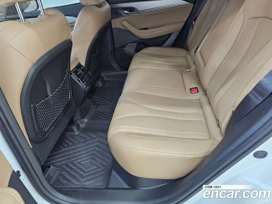 Renault (Samsung) Grand Koleos 2026 2.0 автомат (гидро), фото 11 Renault (Samsung) Grand Koleos 2026 2.0 автомат (гидро), фото 11