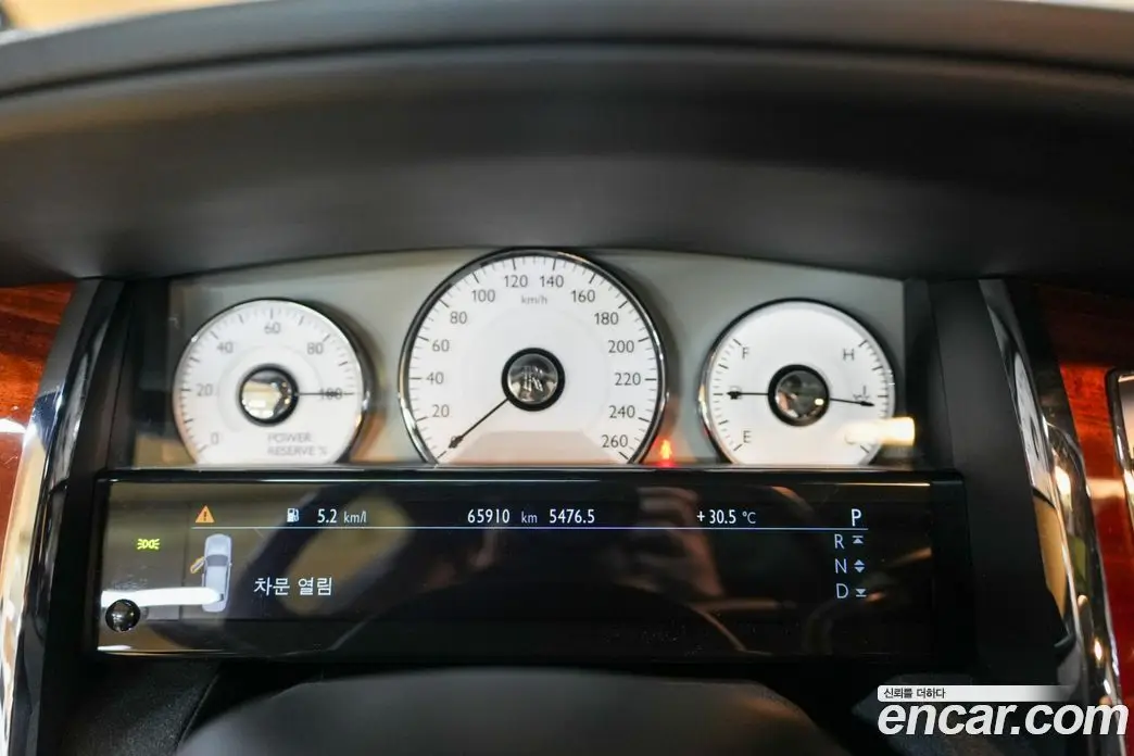 Rolls-Royce Ghost 2013 6.6 автомат (гидро), фото 9