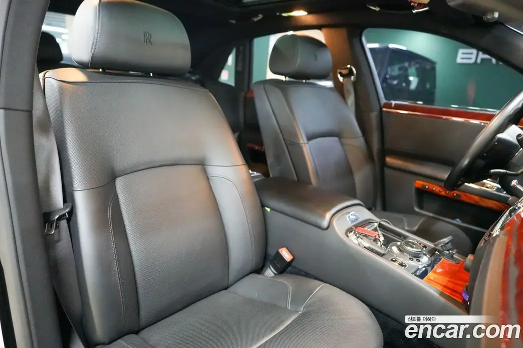 Rolls-Royce Ghost 2013 6.6 автомат (гидро), фото 10