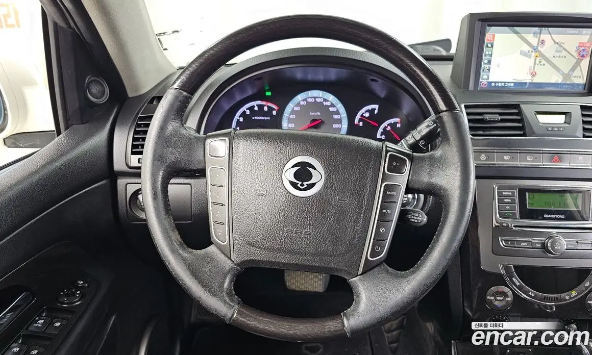 SsangYong Rexton 2014 2.0 автомат (гидро), фото 13