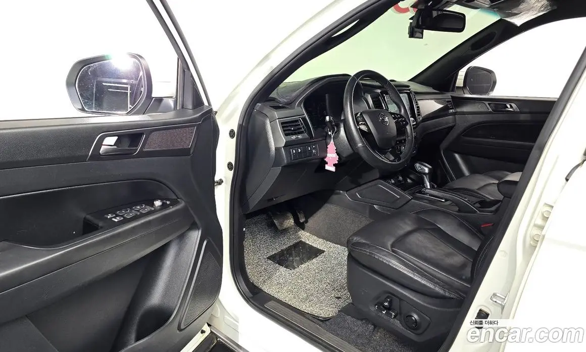 SsangYong Rexton 2023 2.2 автомат (гидро), фото 10 SsangYong Rexton 2023 2.2 автомат (гидро), фото 10