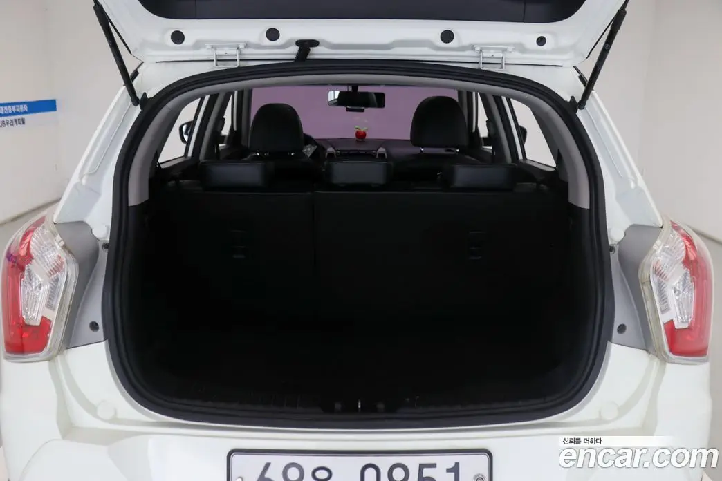 SsangYong TIBOLI 2015 1.6 автомат (гидро), фото 19 SsangYong TIBOLI 2015 1.6 автомат (гидро), фото 19