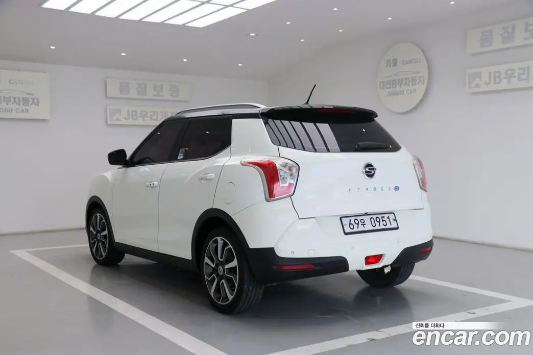 SsangYong TIBOLI 2015 1.6 автомат (гидро), фото 6 SsangYong TIBOLI 2015 1.6 автомат (гидро), фото 6