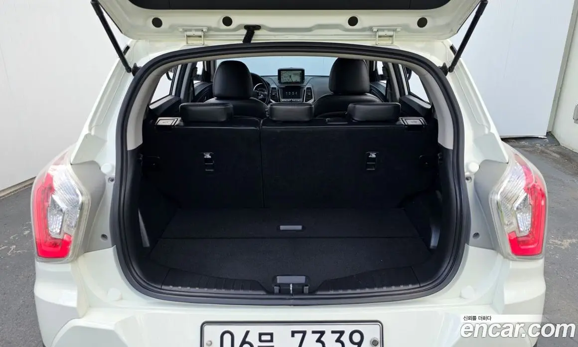 SsangYong TIBOLI 2017 1.6 автомат (гидро), фото 17