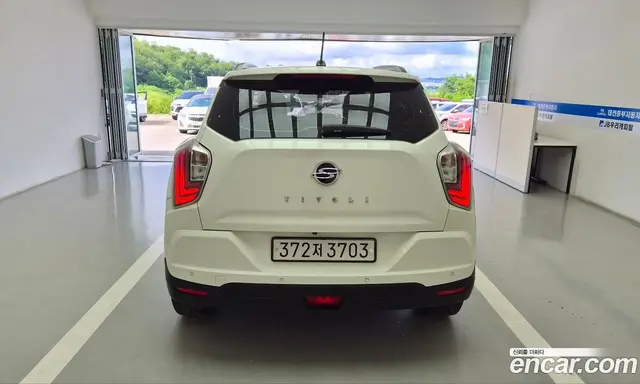 SsangYong TIBOLI 2022 1.5 автомат (гидро), миниатюра 3