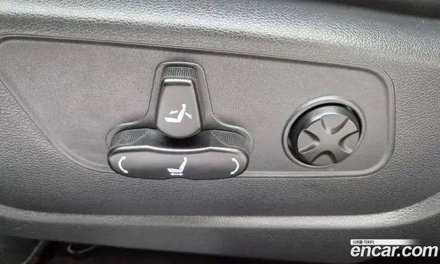 SsangYong TIBOLI 2022 1.5 автомат (гидро), миниатюра 9