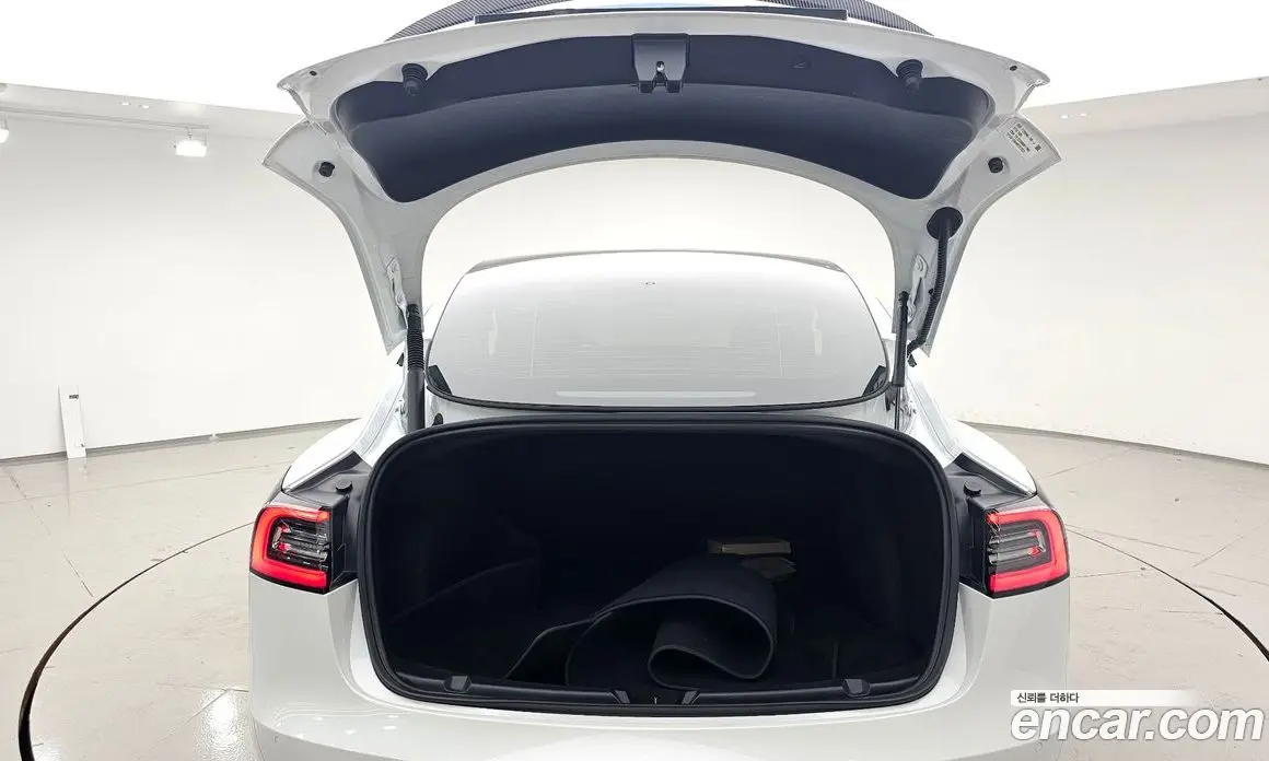Tesla Model 3 2022 0.2 автомат (гидро), фото 20