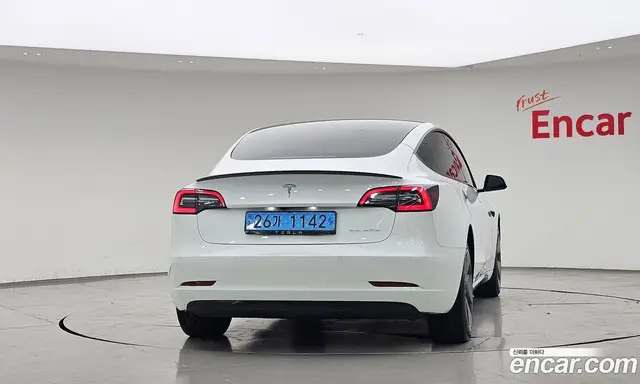 Tesla Model 3 2022 0.2 автомат (гидро), миниатюра 4