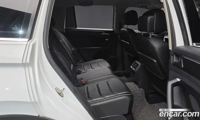 Volkswagen Tiguan 2018 2.0 автомат (гидро), миниатюра 11 Volkswagen Tiguan 2018 2.0 автомат (гидро), миниатюра 11