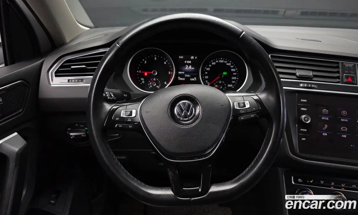 Volkswagen Tiguan 2018 2.0 автомат (гидро), фото 13 Volkswagen Tiguan 2018 2.0 автомат (гидро), фото 13