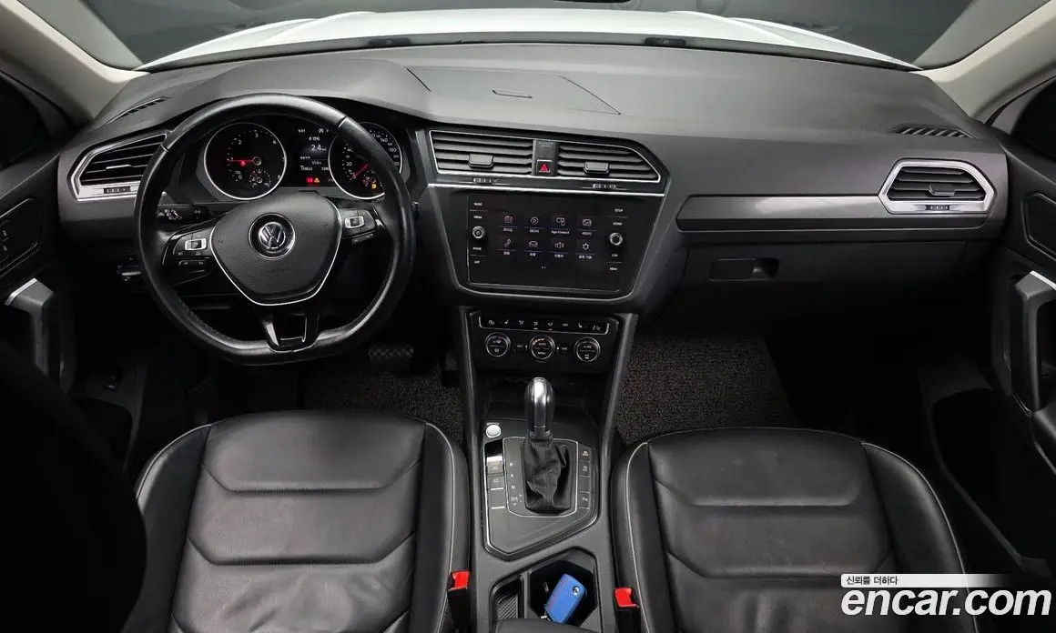 Volkswagen Tiguan 2018 2.0 автомат (гидро), фото 7 Volkswagen Tiguan 2018 2.0 автомат (гидро), фото 7
