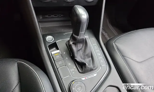 Volkswagen Tiguan 2018 2.0 автомат (гидро), миниатюра 9 Volkswagen Tiguan 2018 2.0 автомат (гидро), миниатюра 9