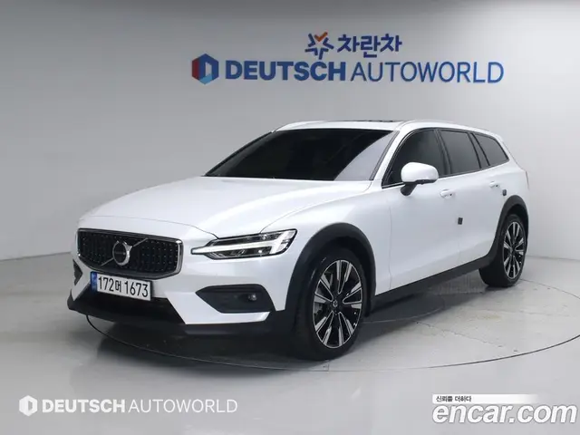 Volvo V60, 2023, 36 023 км