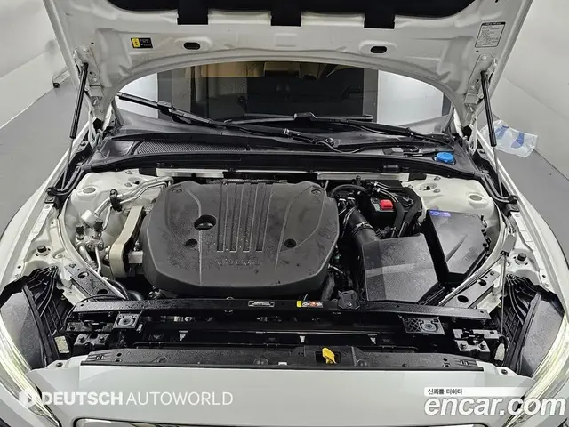 Volvo V60 2023 2.0 автомат (гидро), миниатюра 6