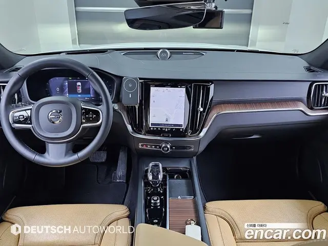 Volvo V60 2023 2.0 автомат (гидро), миниатюра 7