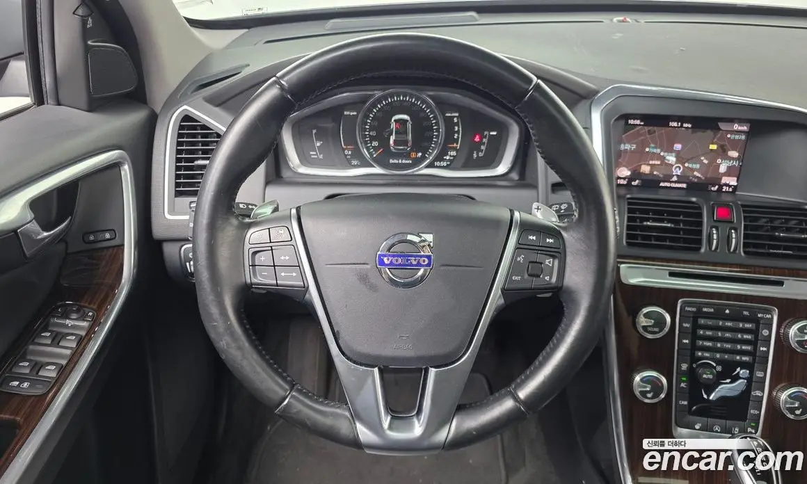 Volvo XC60 2017 2.0 автомат (гидро), фото 13 Volvo XC60 2017 2.0 автомат (гидро), фото 13
