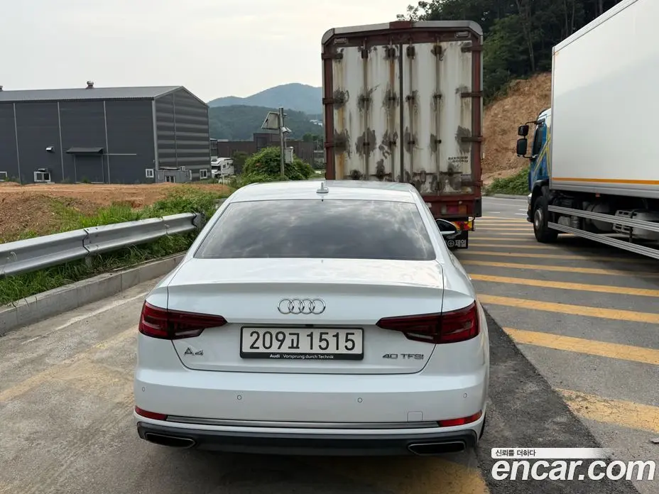 Audi A4 2019 2.0 автомат (гидро), фото 5 Audi A4 2019 2.0 автомат (гидро), фото 5