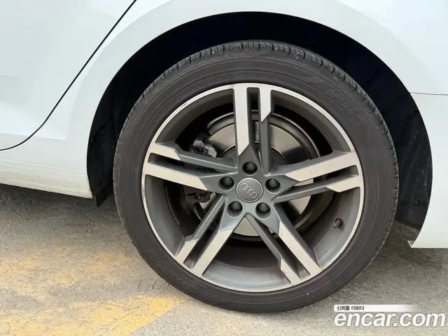 Audi A4 2019 2.0 автомат (гидро), миниатюра 7 Audi A4 2019 2.0 автомат (гидро), миниатюра 7