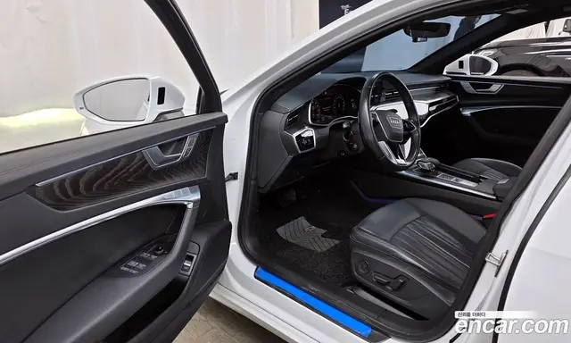 Audi A6 2021 2.0 автомат (гидро), миниатюра 10