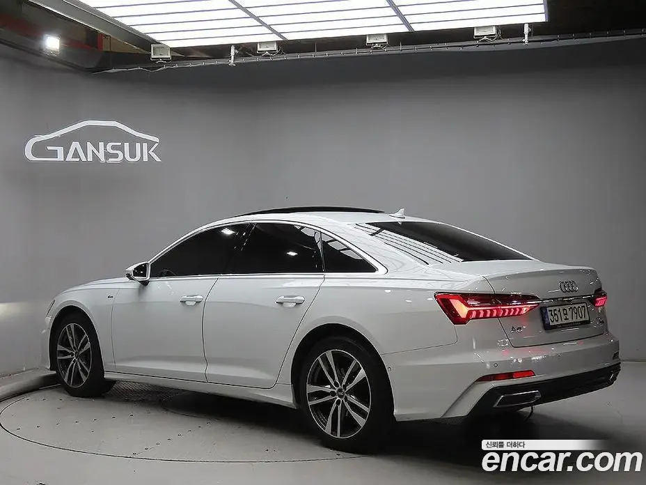 Audi A6 2022 2.0 автомат (гидро), фото 3