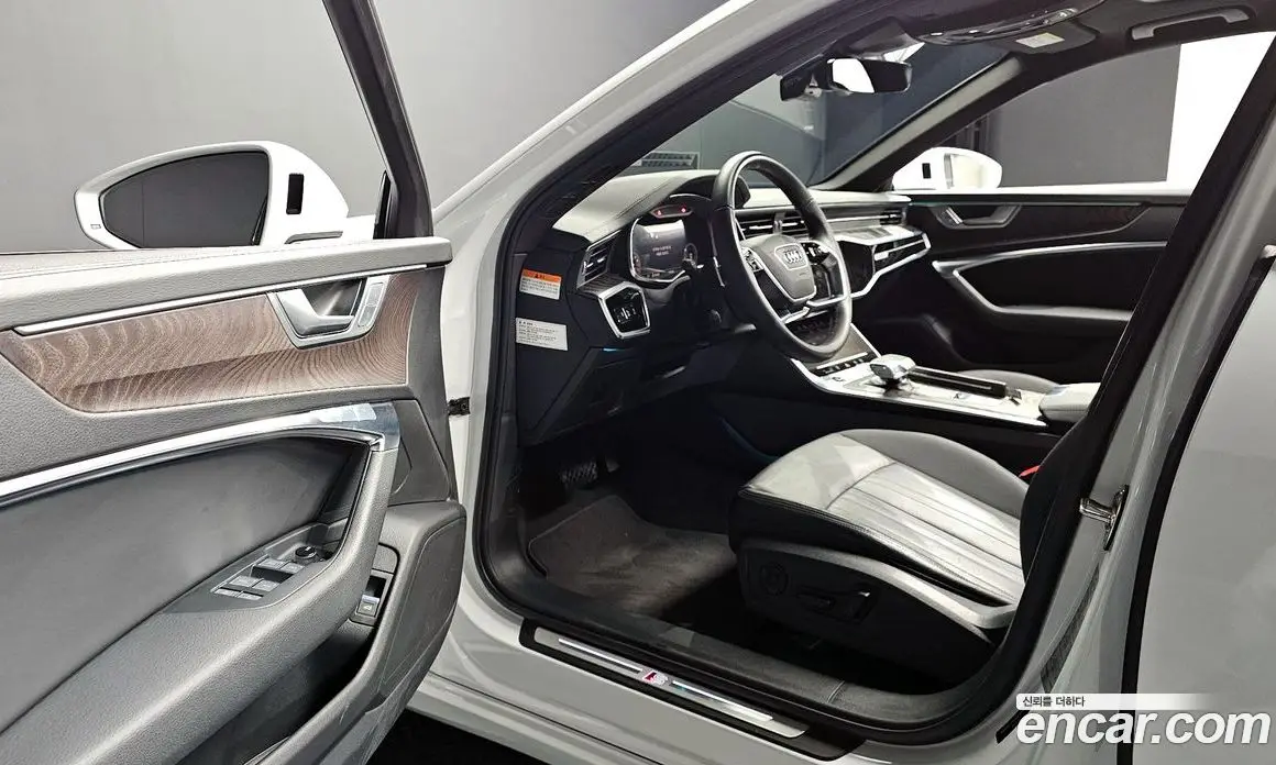 Audi A6 2022 2.0 автомат (гидро), фото 12