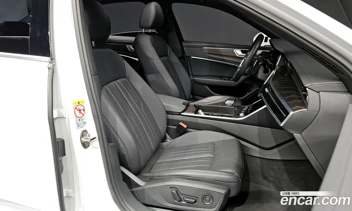 Audi A6 2022 2.0 автомат (гидро), фото 10