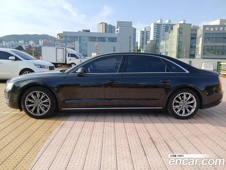 Audi A8 2011 3.0 автомат (гидро), фото 3