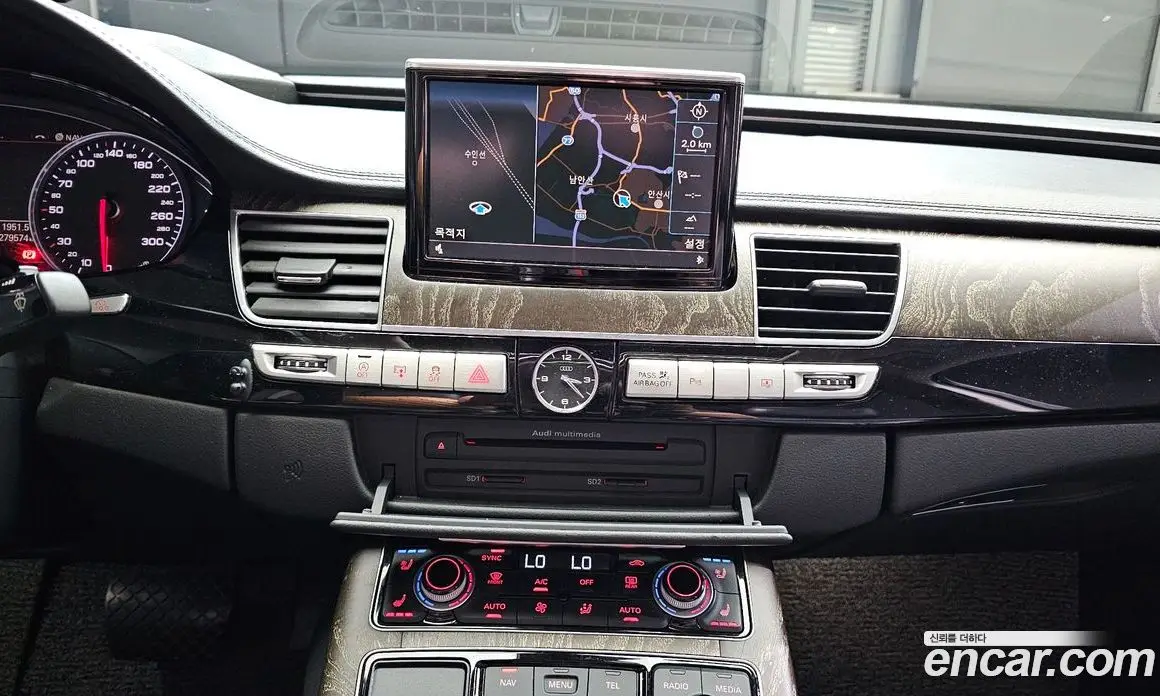 Audi A8 2016 3.0 автомат (гидро), фото 17