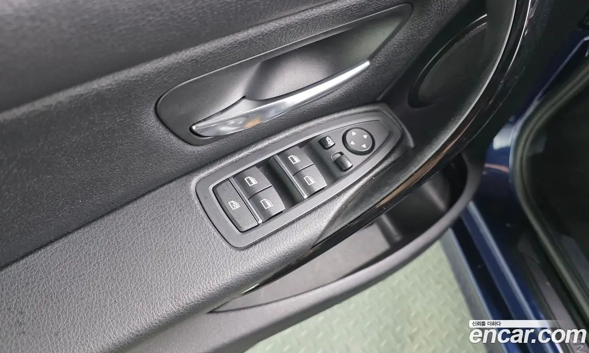 BMW 3 серия 2016 2.0 автомат (гидро), фото 18