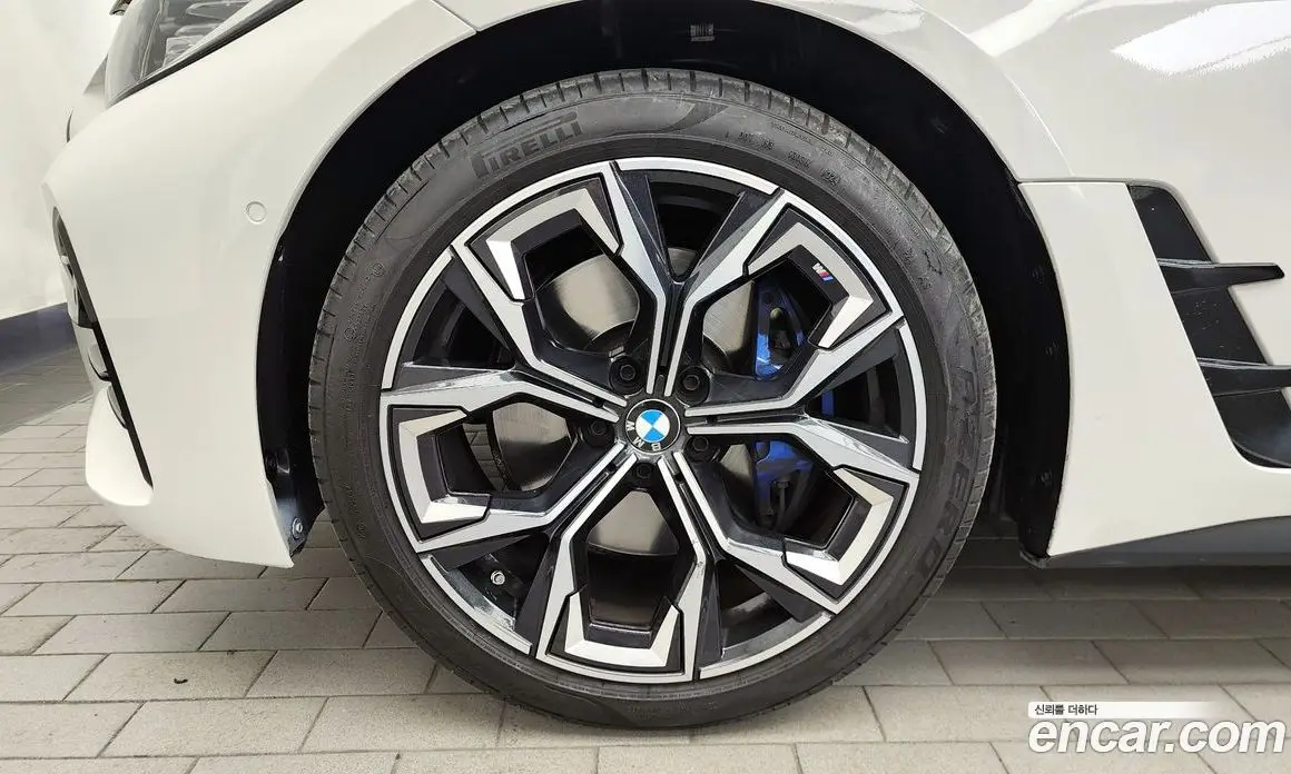 BMW 4 серия 2024 2.0 автомат (гидро), фото 5