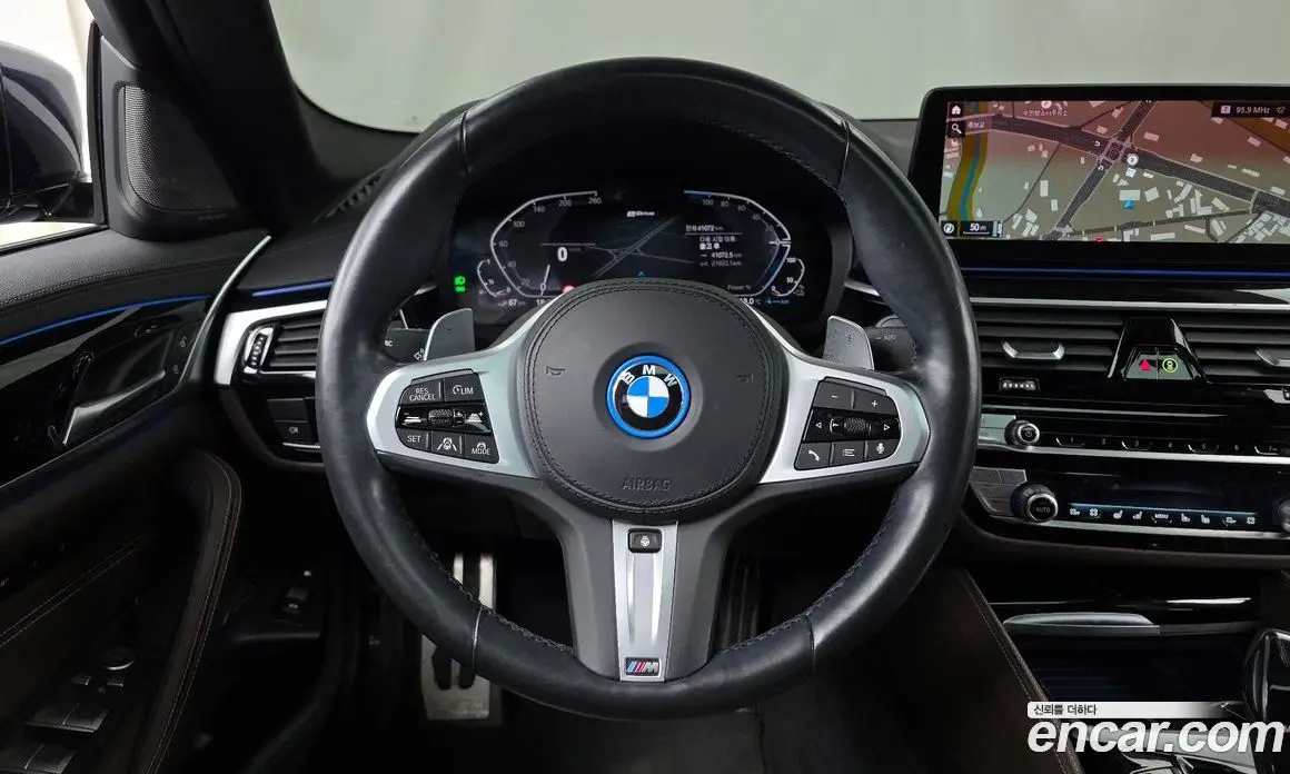 BMW 5 серия 2022 2.0 автомат (гидро), фото 13