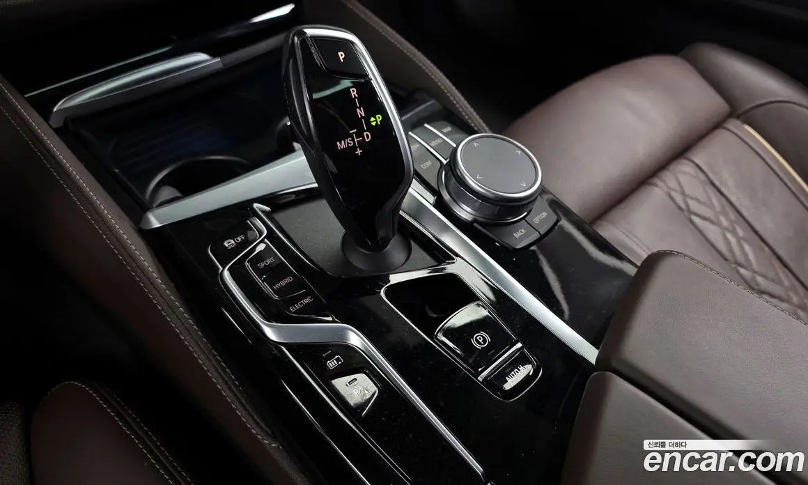 BMW 5 серия 2022 2.0 автомат (гидро), фото 9
