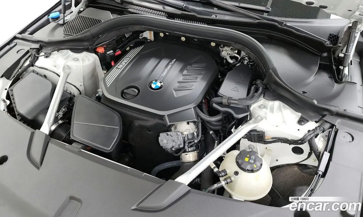 BMW 6 серия 2023 2.0 автомат (гидро), фото 6