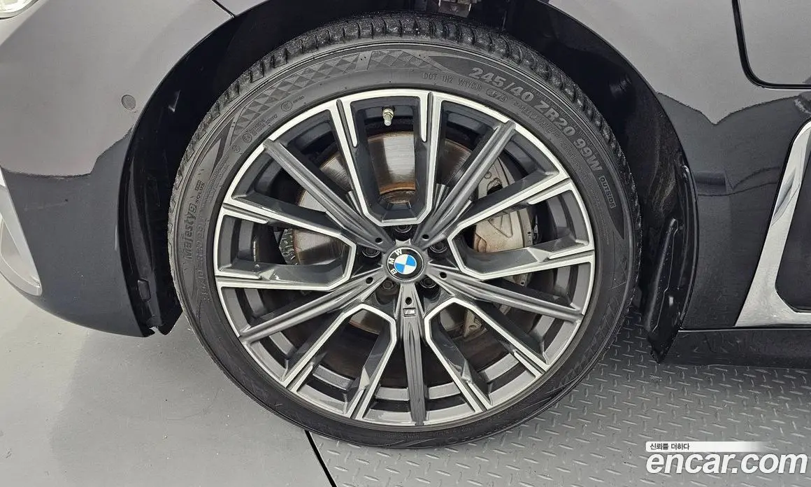BMW 7 серия 2020 3.0 автомат (гидро), фото 5 BMW 7 серия 2020 3.0 автомат (гидро), фото 5
