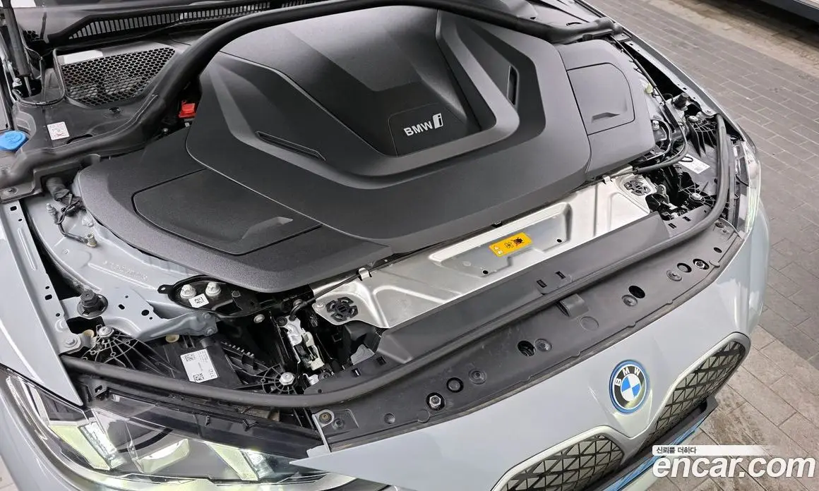 BMW i4 2025 0.2 автомат (гидро), фото 6