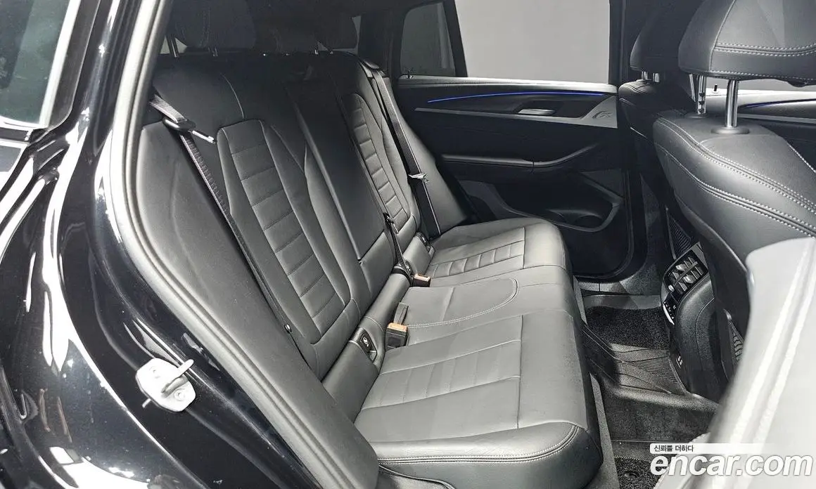 BMW X4 2023 2.0 автомат (гидро), фото 12