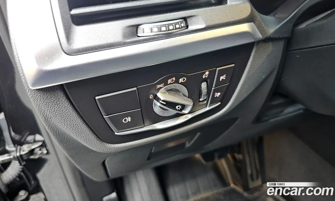 BMW X4 2023 2.0 автомат (гидро), фото 17