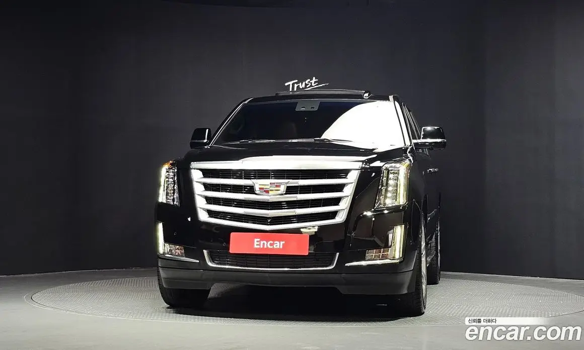 Cadillac Escalade 2018 6.2 автомат (гидро), фото 3 Cadillac Escalade 2018 6.2 автомат (гидро), фото 3