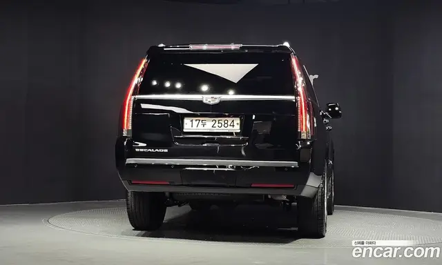 Cadillac Escalade 2018 6.2 автомат (гидро), миниатюра 4 Cadillac Escalade 2018 6.2 автомат (гидро), миниатюра 4