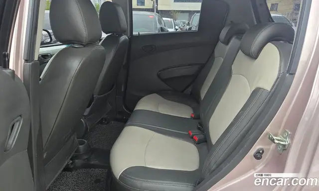 Chevrolet Spark 2012 1.0 автомат (гидро), миниатюра 7