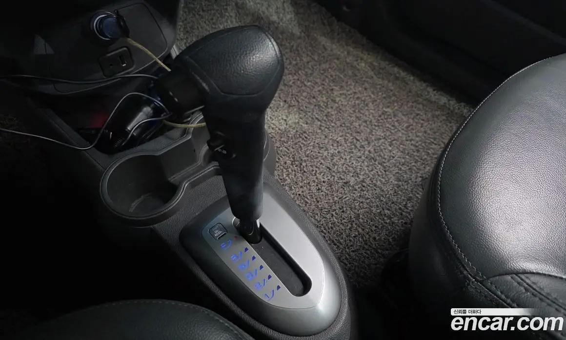Chevrolet Spark 2013 1.0 автомат (гидро), фото 9
