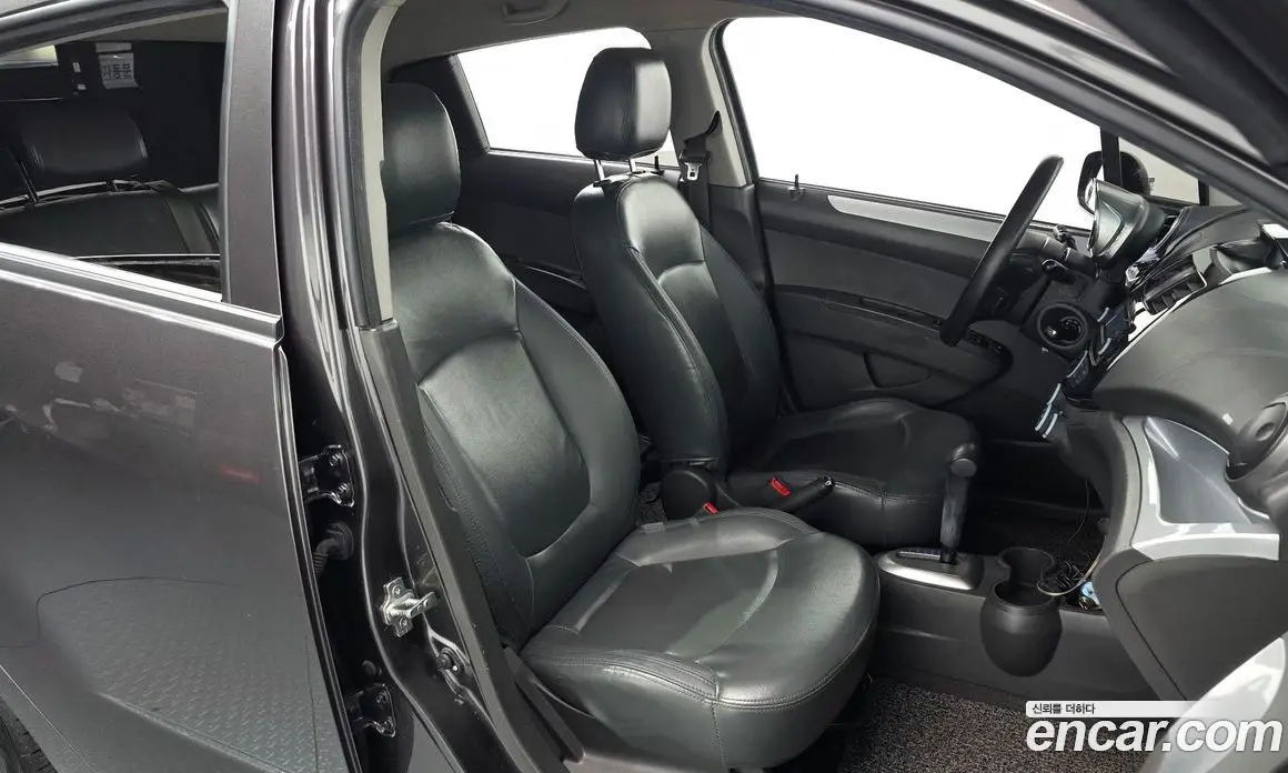 Chevrolet Spark 2013 1.0 автомат (гидро), фото 10
